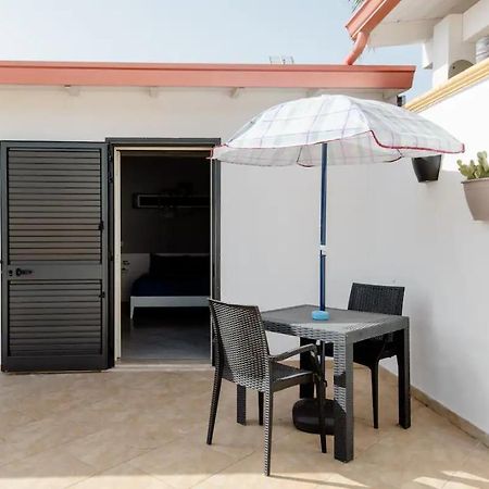 Briciola'S Rooms Porto Cesareo Extérieur photo