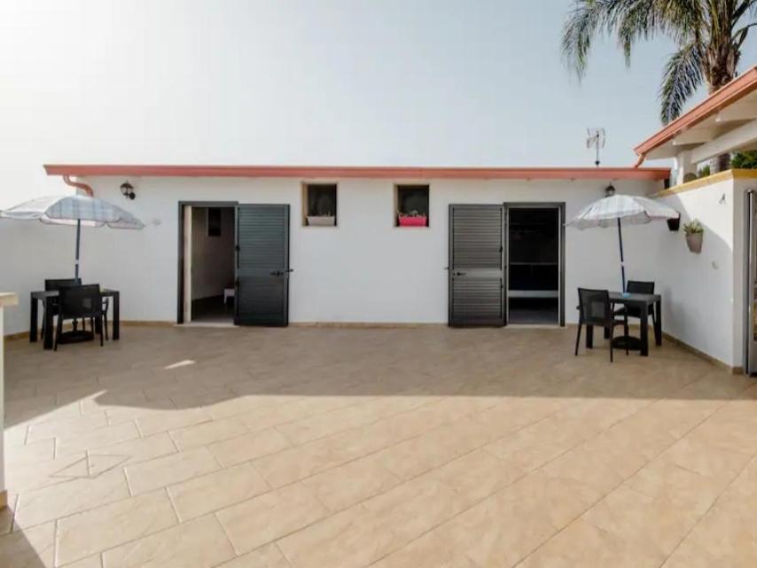 Briciola'S Rooms Porto Cesareo Extérieur photo
