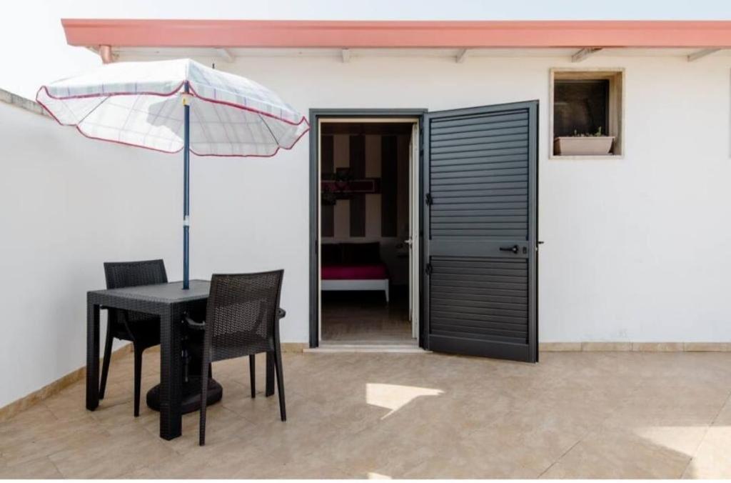 Briciola'S Rooms Porto Cesareo Extérieur photo